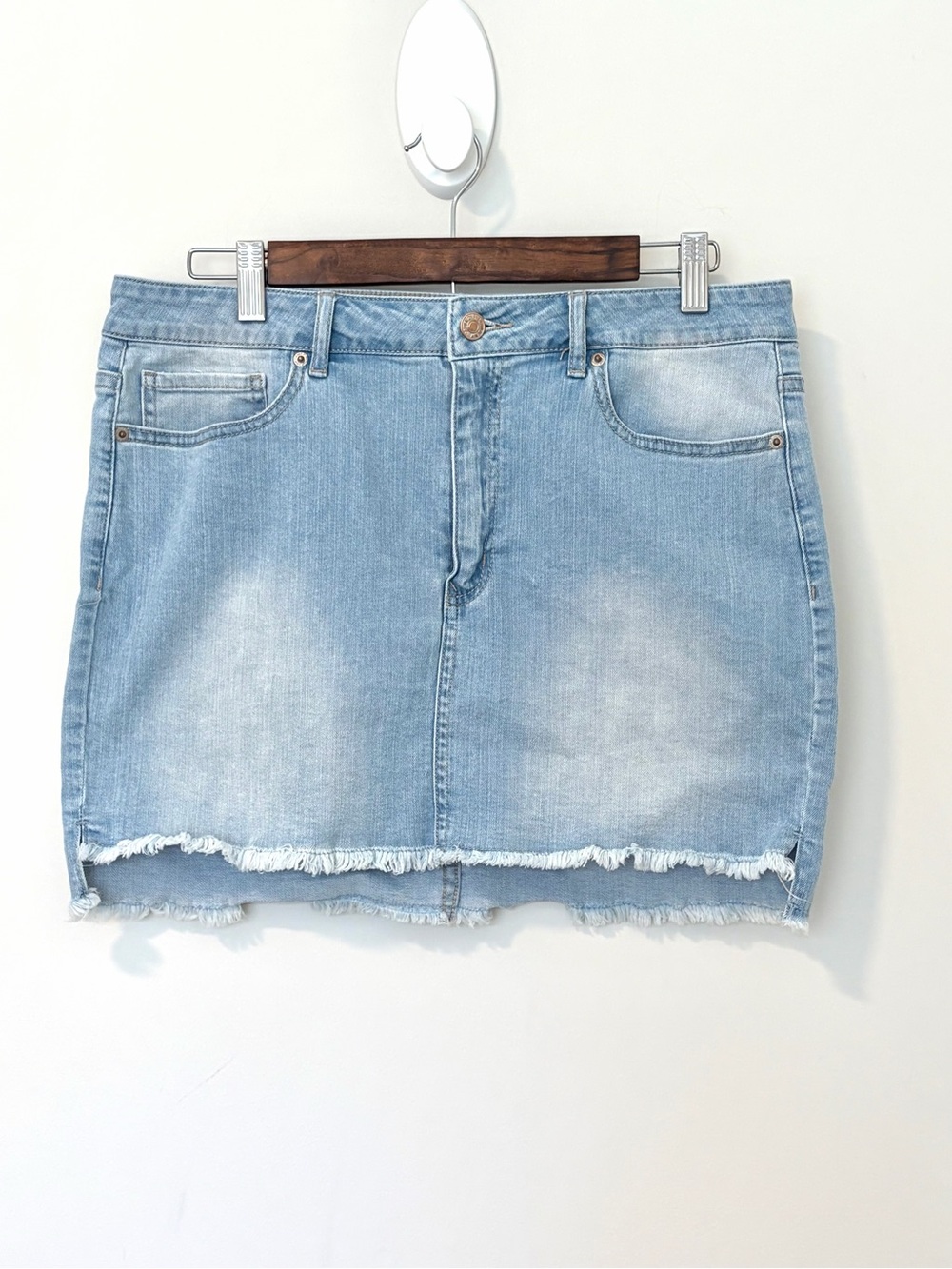 Forever 21 Light Blue Denim Stretch Mini Skirt with Frayed Hem